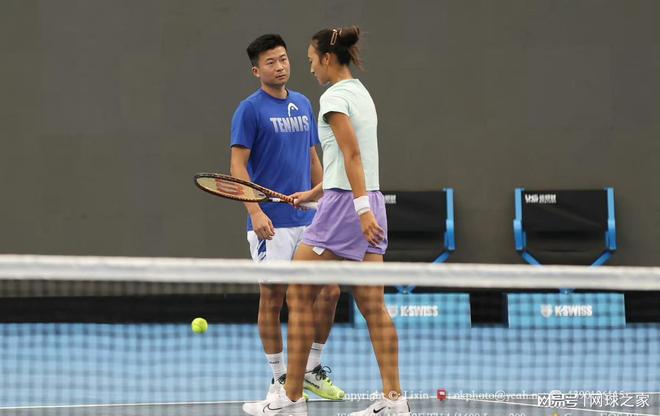 乐部之间的 乐部之间的