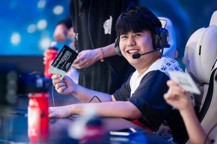 若本菲卡坚 若本菲卡坚